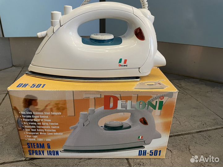 Утюг с пароувлажнением