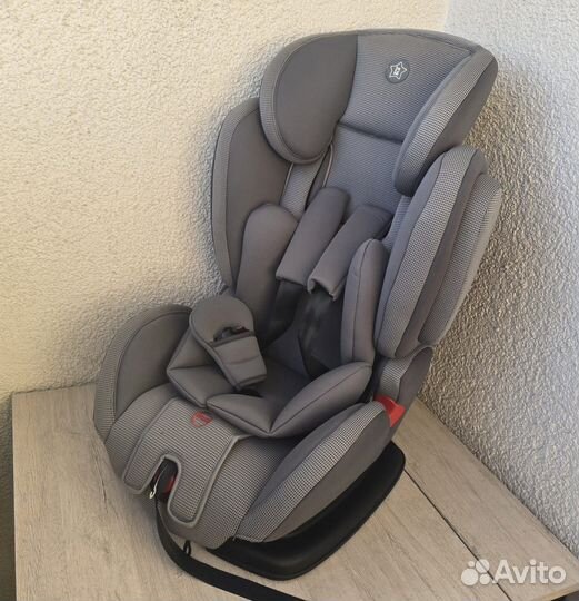 Детское автокресло 9-36 кг Be2me новое
