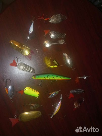 Блёсна и воблеры