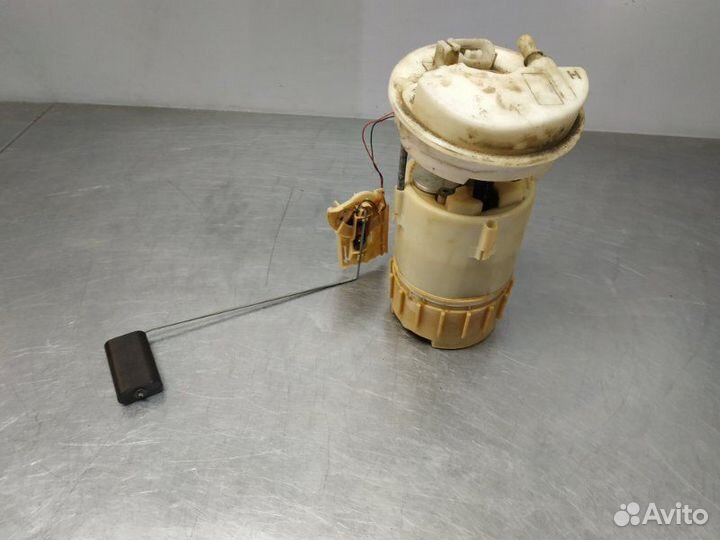 Топливный насос Mitsubishi Carisma DA1 4G92