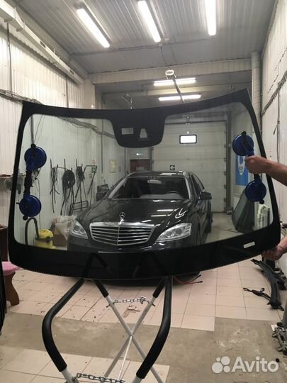 Лобовое стекло Mercedes w221 S-class 221