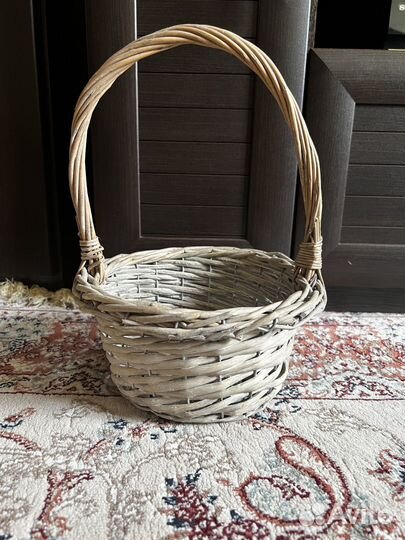 Корзина плетеная