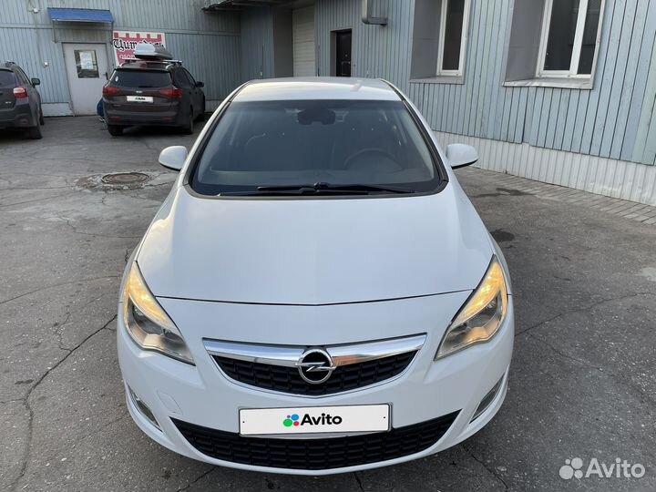 Opel Astra 1.6 МТ, 2011, 163 000 км