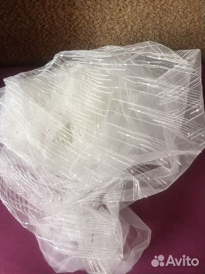 Отрез белой новой нежной тюли