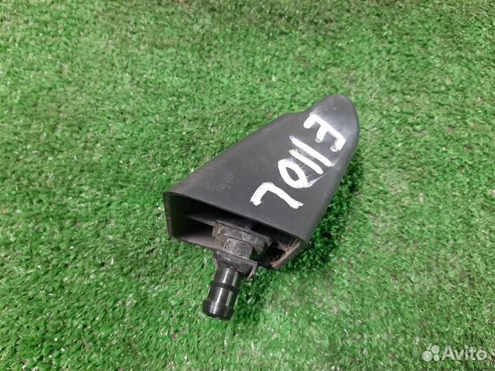 Форсунка омывателя фары левой Nissan X-Trail T30