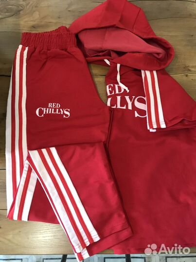 Спортивный костюм