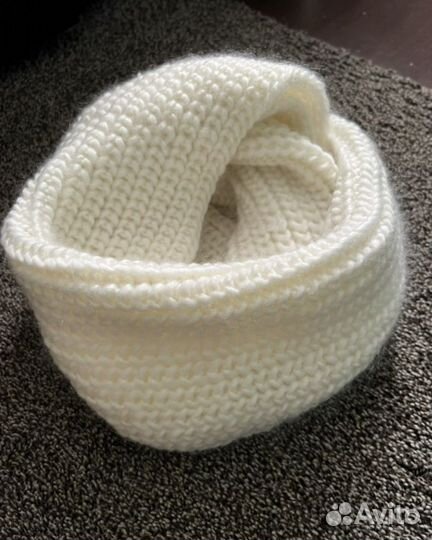 Вязанный снуд (шарф)