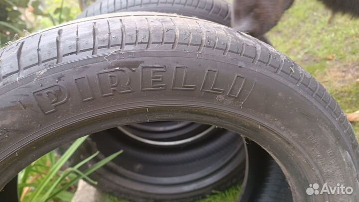 Pirelli P Zero Rosso 2.25/50 R17