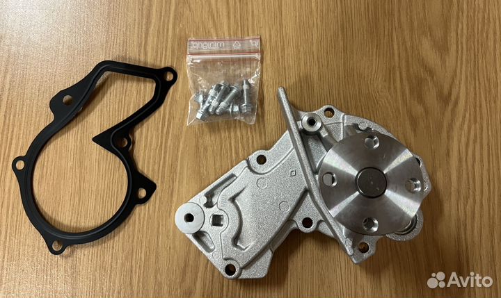 Помпа ford focus 3