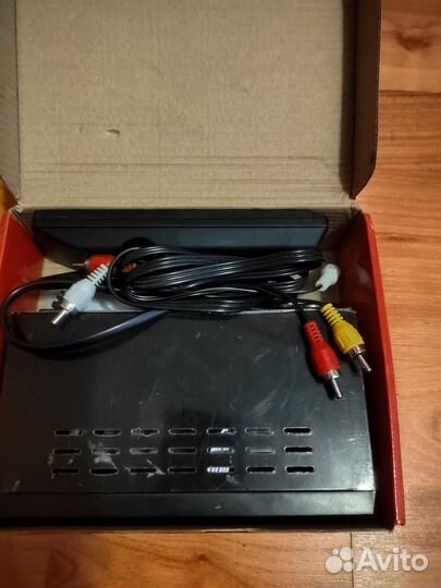 Приемник цифровой эфирный DVB-T2+С praktis-168