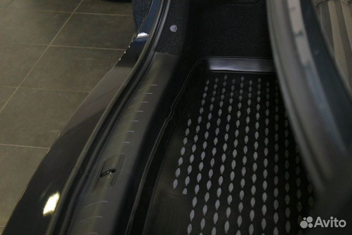 Коврик в багажник Renault Latitude 2 0L 2010- сед