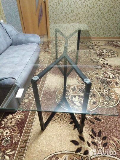 Стол