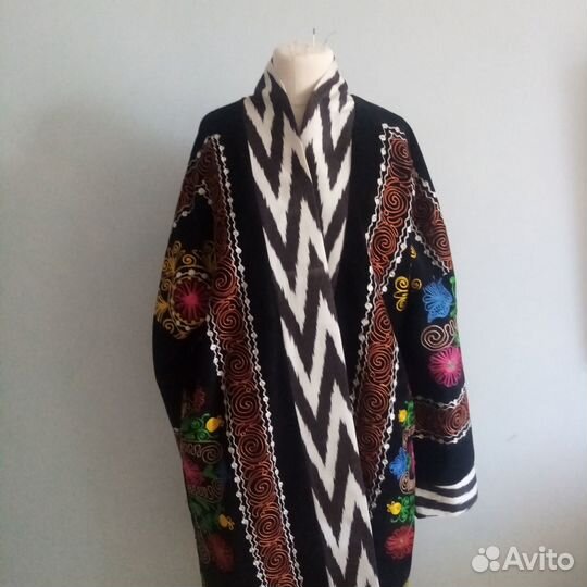 Кимоно из сюзане иката. Узбекский чапан