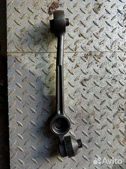 Рычаг передний ауди 100