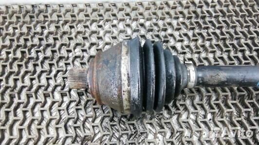 Привод передний правый audi A6 C6 (BAD01N101)