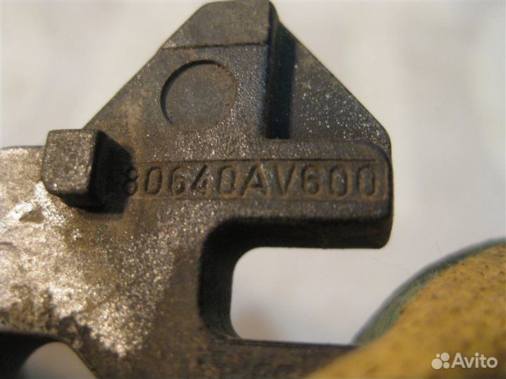 Ручка двери наружная Nissan Primera P12 седан