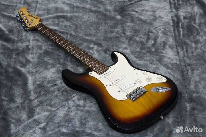 Электрогитара Fernandes Stratocaster