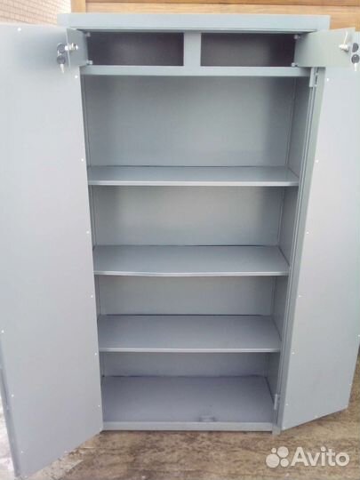 Сейф (Шкаф металлический)