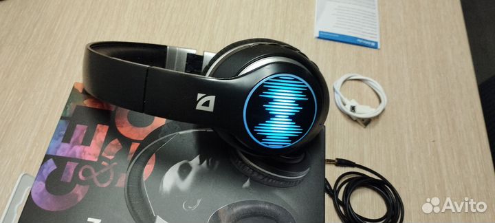 Беспроводные bluetooth наушники с подсветкой