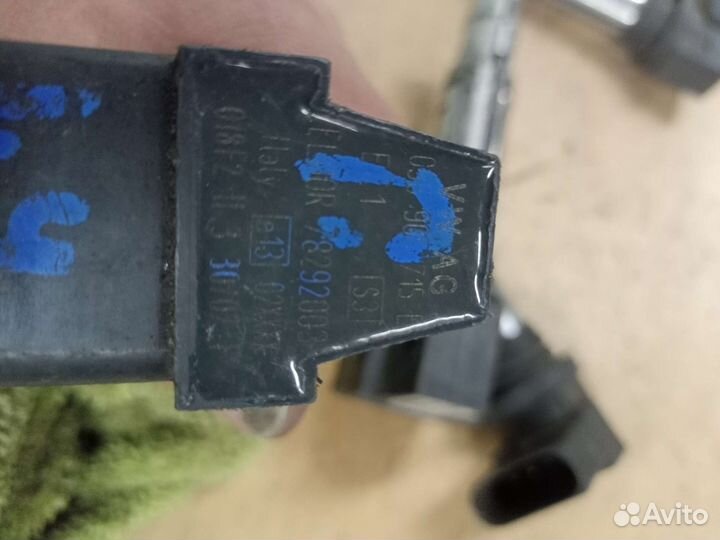 Катушка зажигания Volkswagen Golf 4 1,4