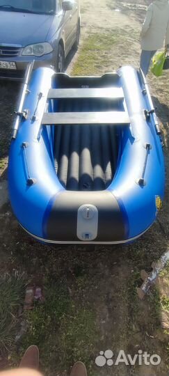 Продам лодку Тритон air 300