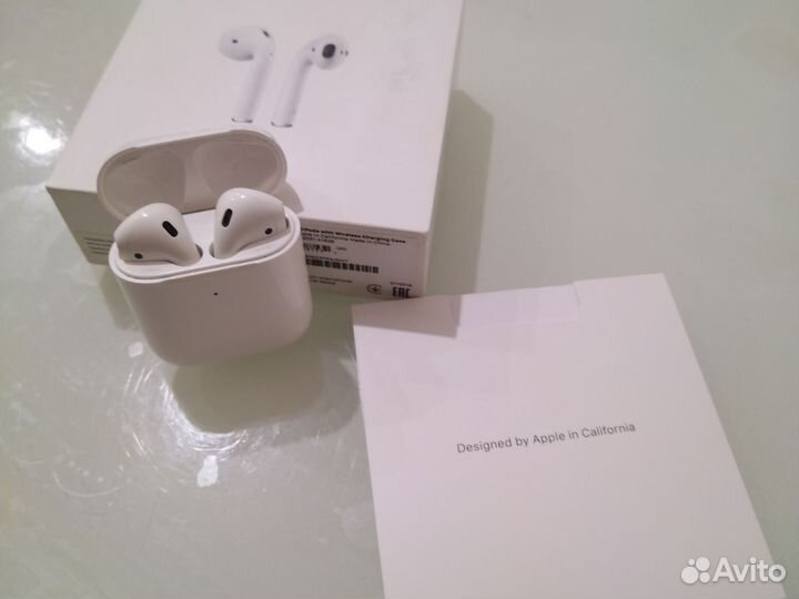 Apple airpods 2 white