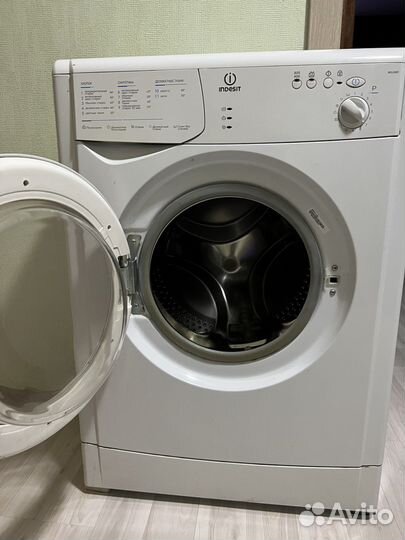 Стиральная машинка Indesit