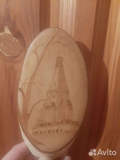 Картина на дереве