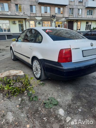 Volkswagen Passat 1.6 МТ, 1997, 303 000 км