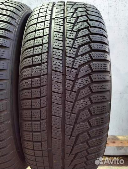 Hankook Winter I'Cept Evo2 W320 215/45 R16 90H