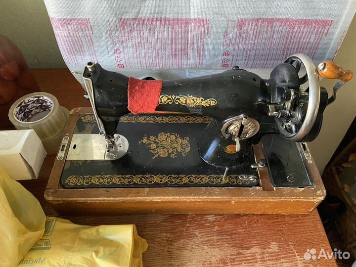 Швейная машина (не рабочая)