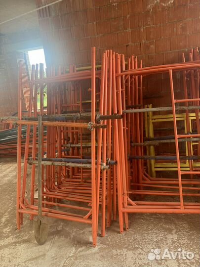 Леса строительные б/у