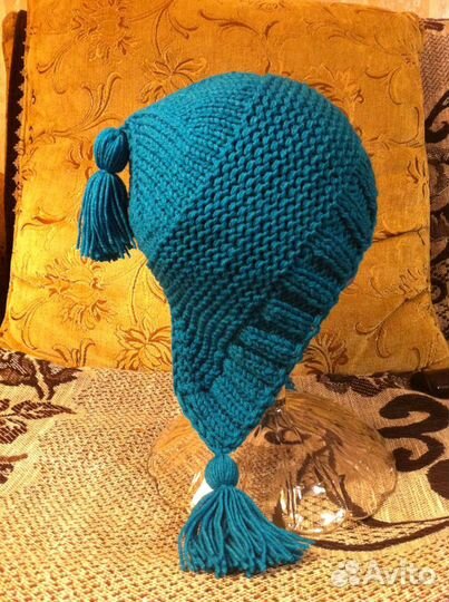 Шапки и береты новые вязаные