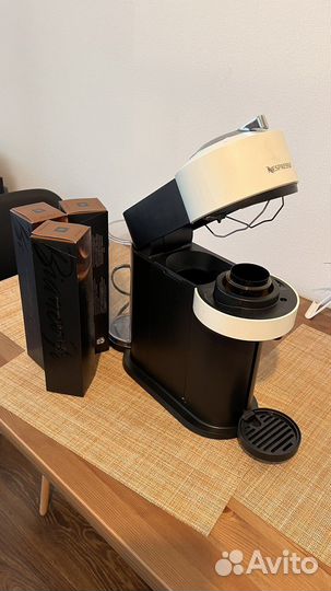 Кофеварка Nespresso Vertuo