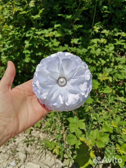 Белые бантики. Цена за 1шт