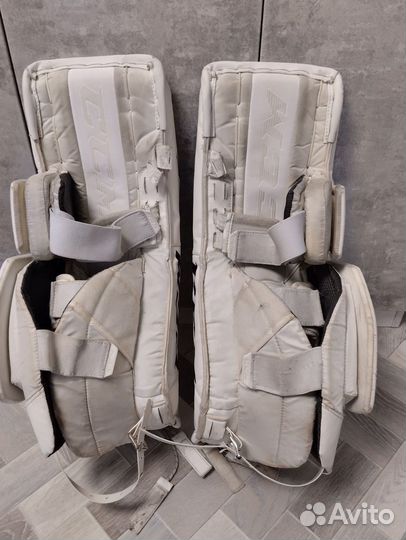 Хоккейная вратарская форма бу