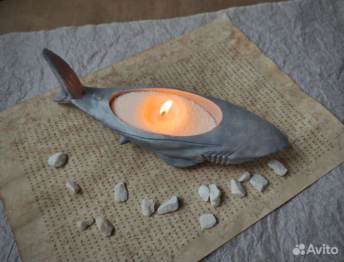 Свеча Акула