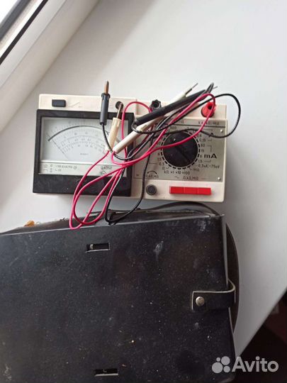 Прибор электроизмерительный комбинированный СССР