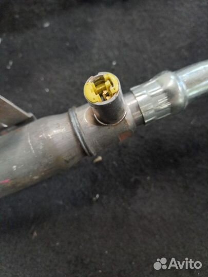 Шторка безопасности правая Hyundai I30 2009