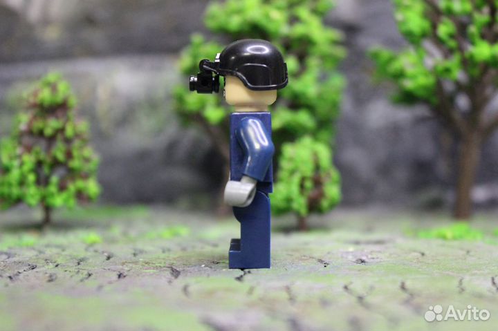 Лего минифигурки (swat) полиция