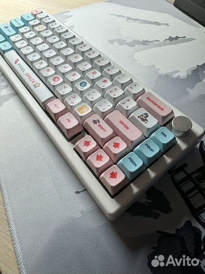 Кастомная клавиатура GMK67