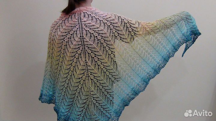 Вязанная шаль