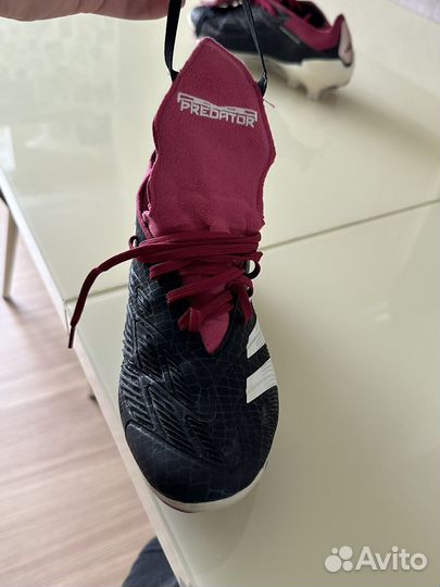 Бутсы футбольные: Adidas Predator 30