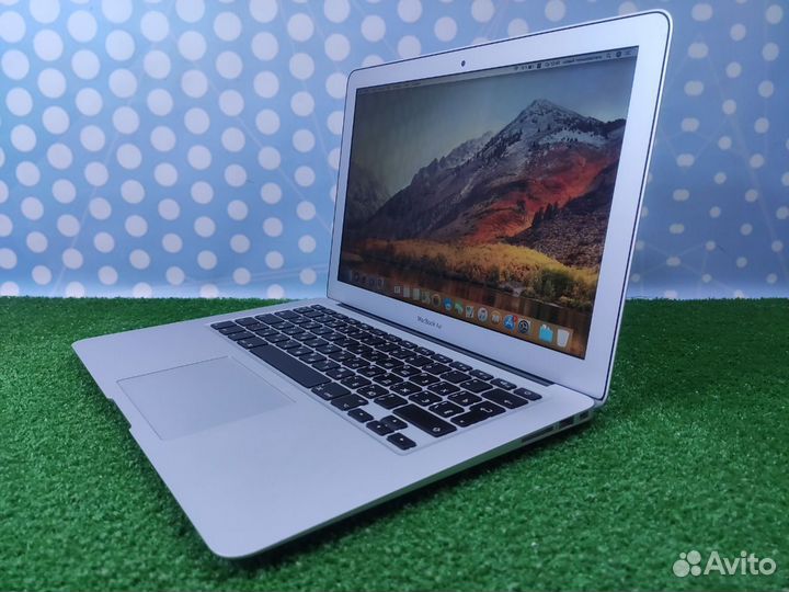 Ноутбук Apple MacBook Air 13 Early 2015