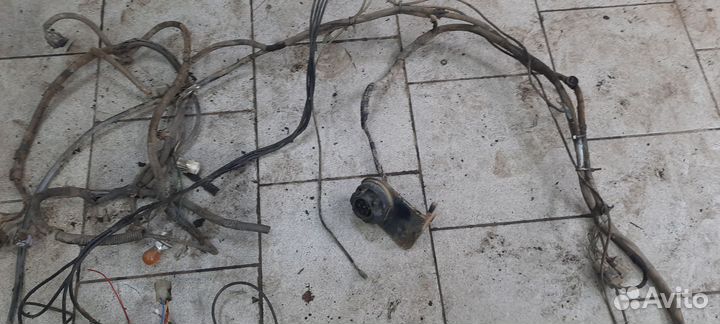 Проводка двери багажника pajero 3 с вилкой фаркопа