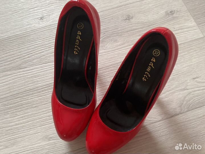 Продам туфли