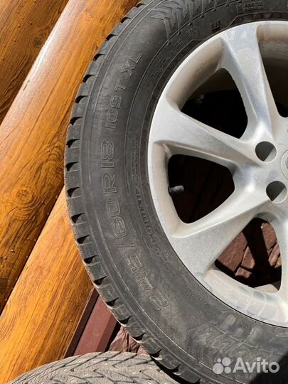 Nokian Tyres Hakkapeliitta 8 SUV 245/60 R18