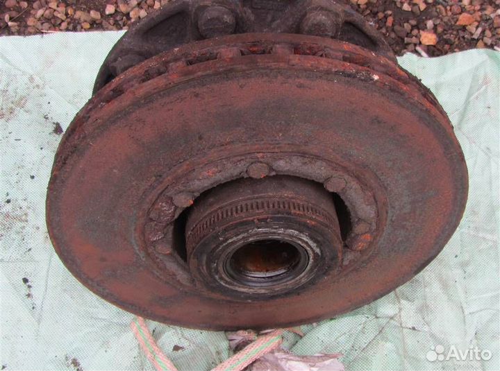 Ступица передняя Renault Premium DXI