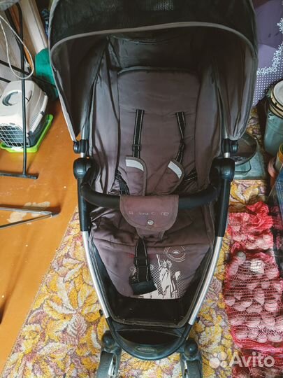 Прогулочная коляска