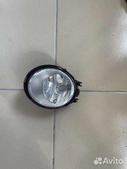 Фара противотуманная правая Ford S-Max 2006-2010